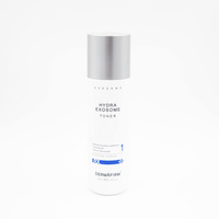 Dermafirm Nawilżający tonik z egzosomami i liposomami.